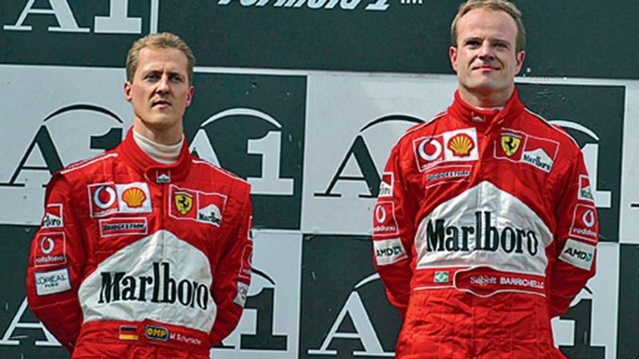 f1-avusturya-gp-2002-barrichello-ve-schumacher-podyumda