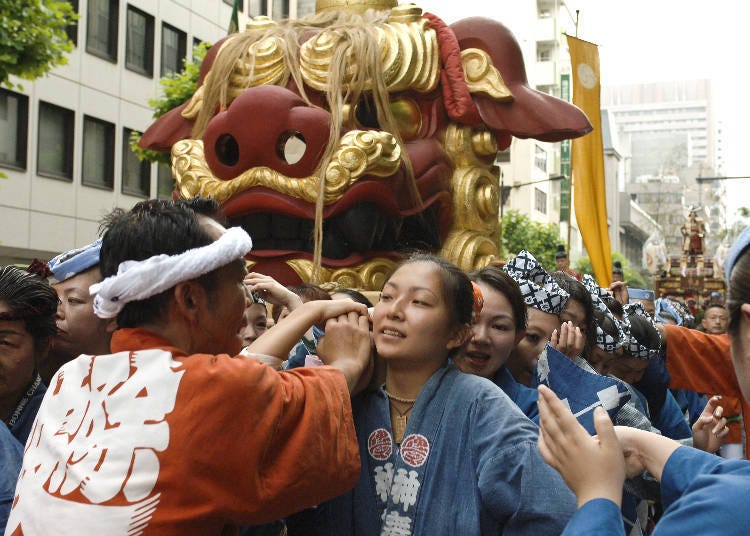 例祭〈夏越大祭〉夏越大祭 築地獅子祭（中央區）