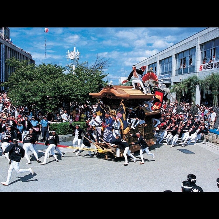 岸和田DANJIRI祭
(岸和田山車祭)