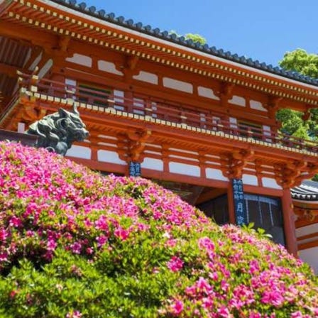 Yasaka Shrine