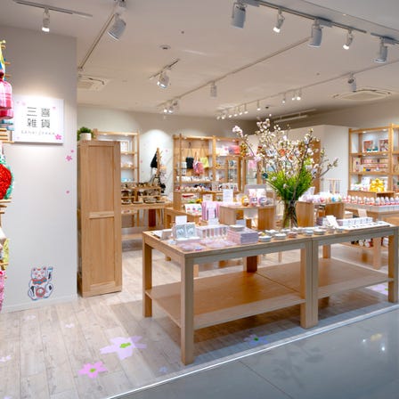 SANKI ZAKKA Laforet HARAJUKU Store