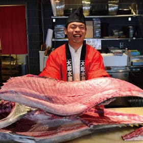 天下の台所 大起水産 八軒家浜 まぐろスタジアム