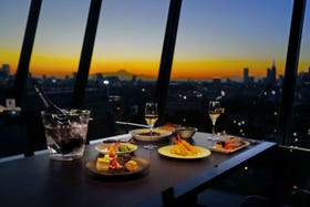 VIEW ＆ DINING THE SKY