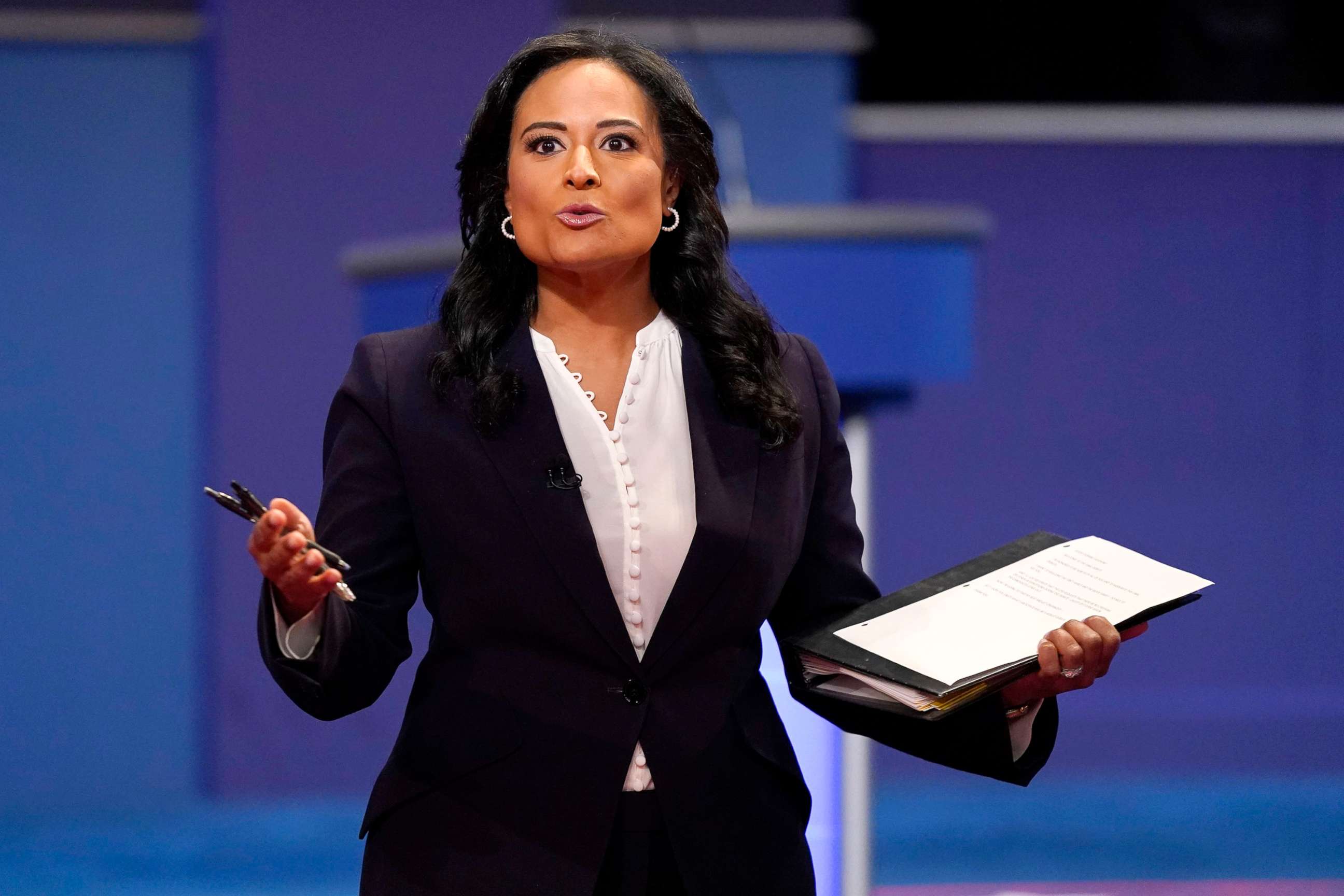 PHOTO: Moderator Kristen Welker speaks before the second and final presidential debate in Nashville, Tenn., Oct. 22, 2020.