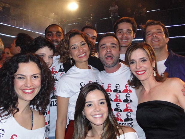 Elenco se despede de Insensato Coração (Foto: Insensato Coração / TV Globo)