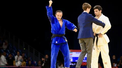 Abdelkader Bouamer, sacré champion paralympique à 41 ans chez les moins de 60 kg (J1), après une victoire par Waza-Ari arrachée face à l’Iranien Seyed Banitaba Khoram, ce 5 septembre 2024 à Paris.