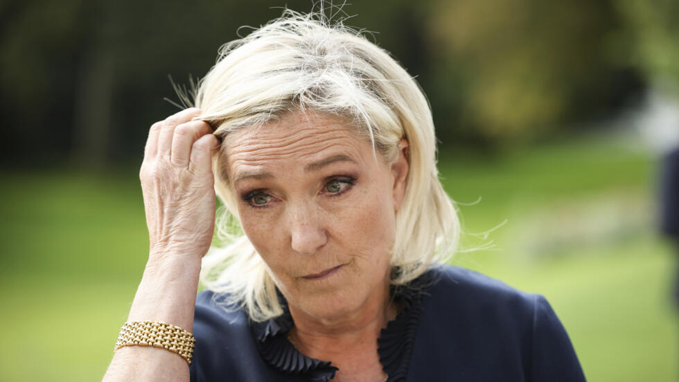 Shugabar jam'iyyar masu tsattsauran ra'ayi ta Faransa Marine Le Pen.