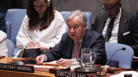 Le secrétaire général de l'ONU, Antonio Guterres, en réunion d'urgence du Conseil de sécurité sur la situation au Moyen-Orient au siège des Nations unies à New York, ce mercredi 2 octobre 2024.