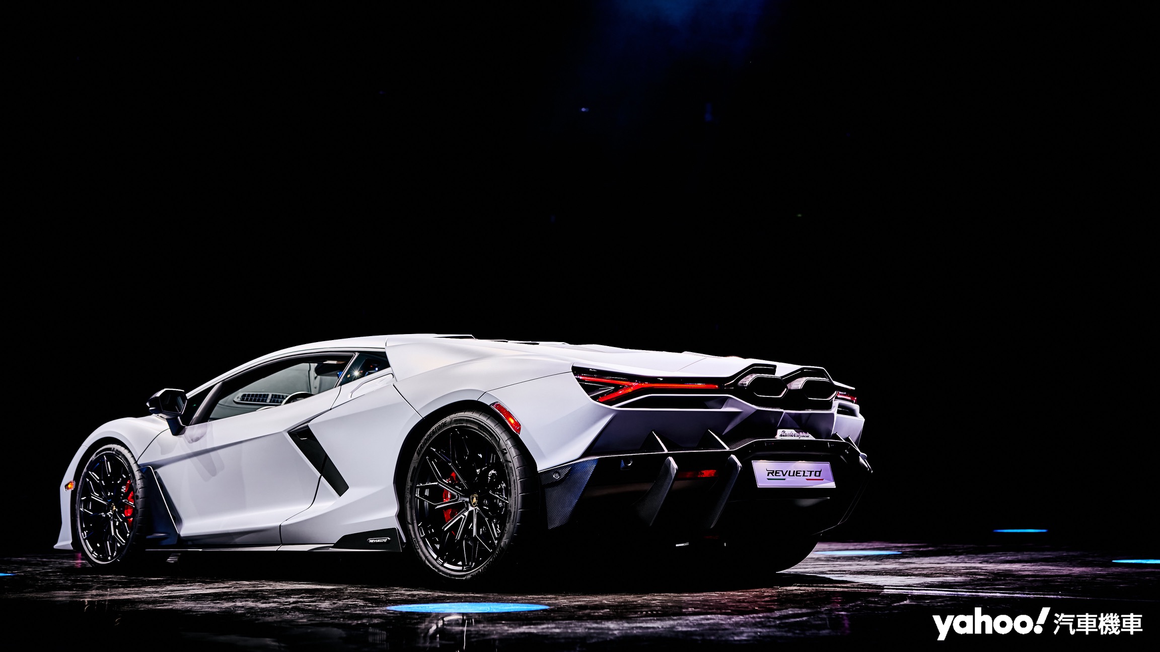 2023年式Lamborghini Revuelto