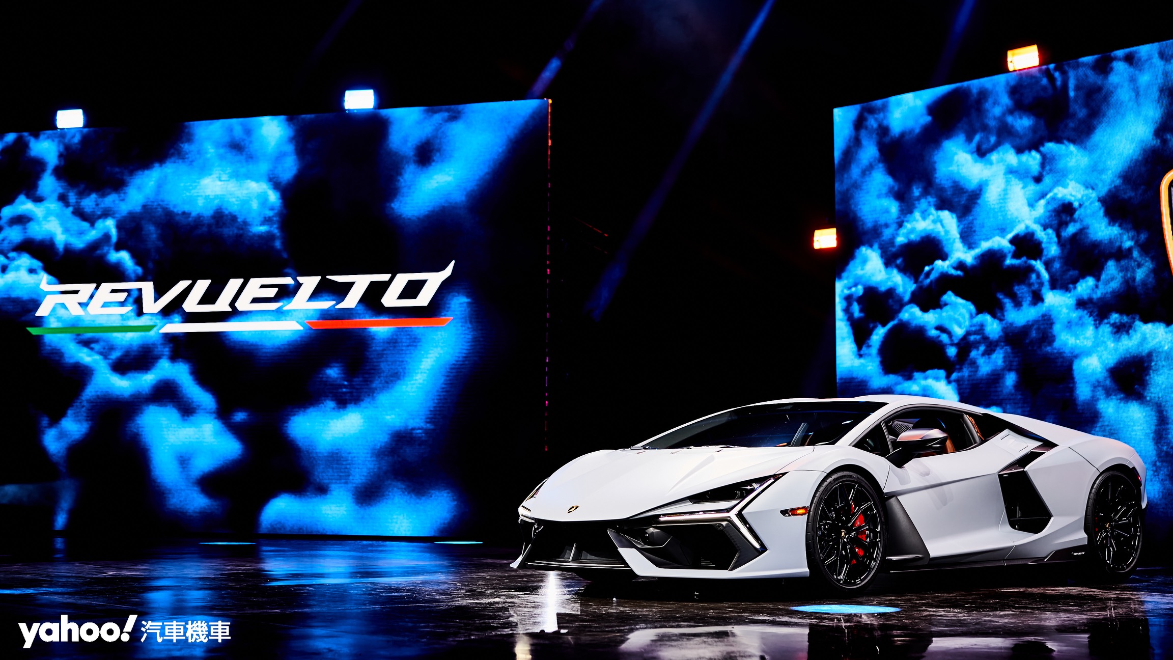 2023年式Lamborghini Revuelto