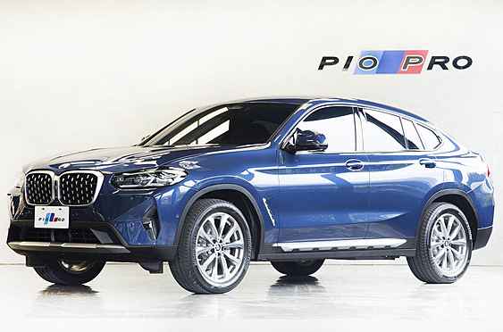 2022 BMW X4 20i