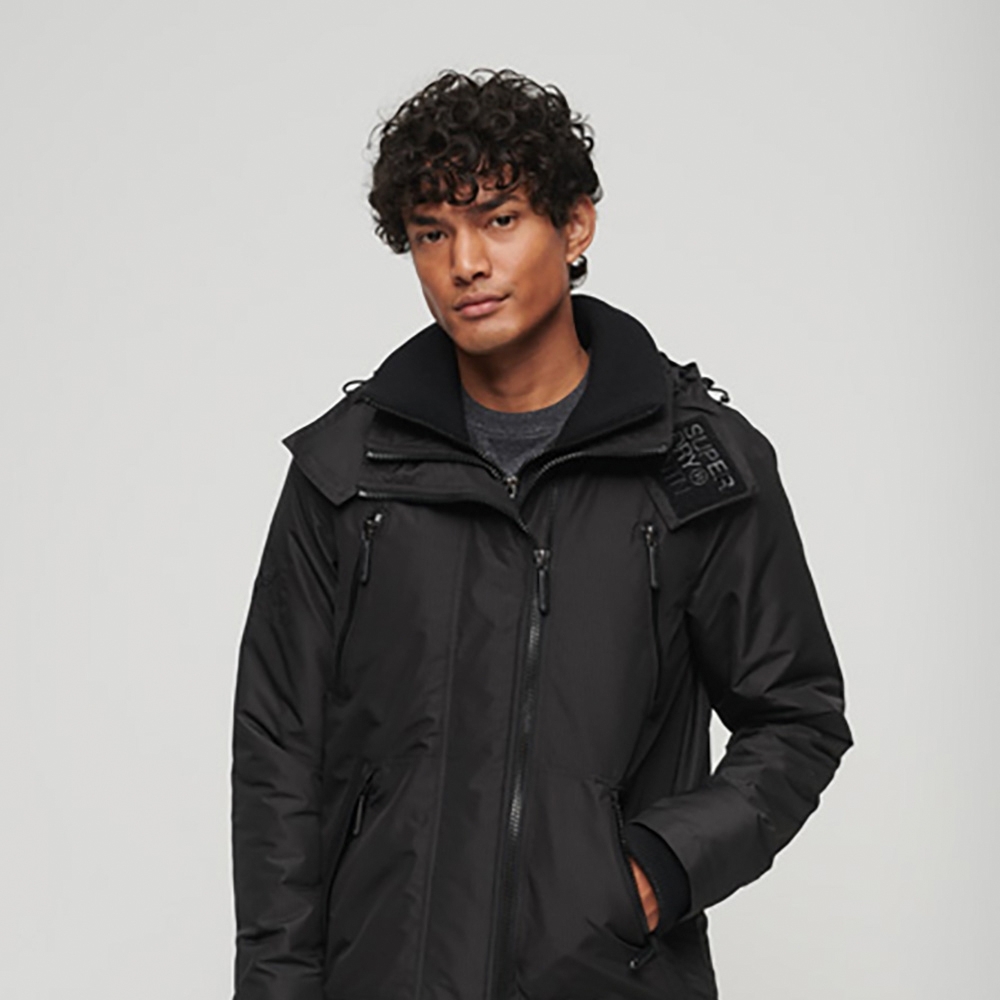 SUPERDRY 長袖外套 男/女裝 防風防潑水 經典三層拉鍊 MOUNTAIN WINDCHEATER (男款黑色)