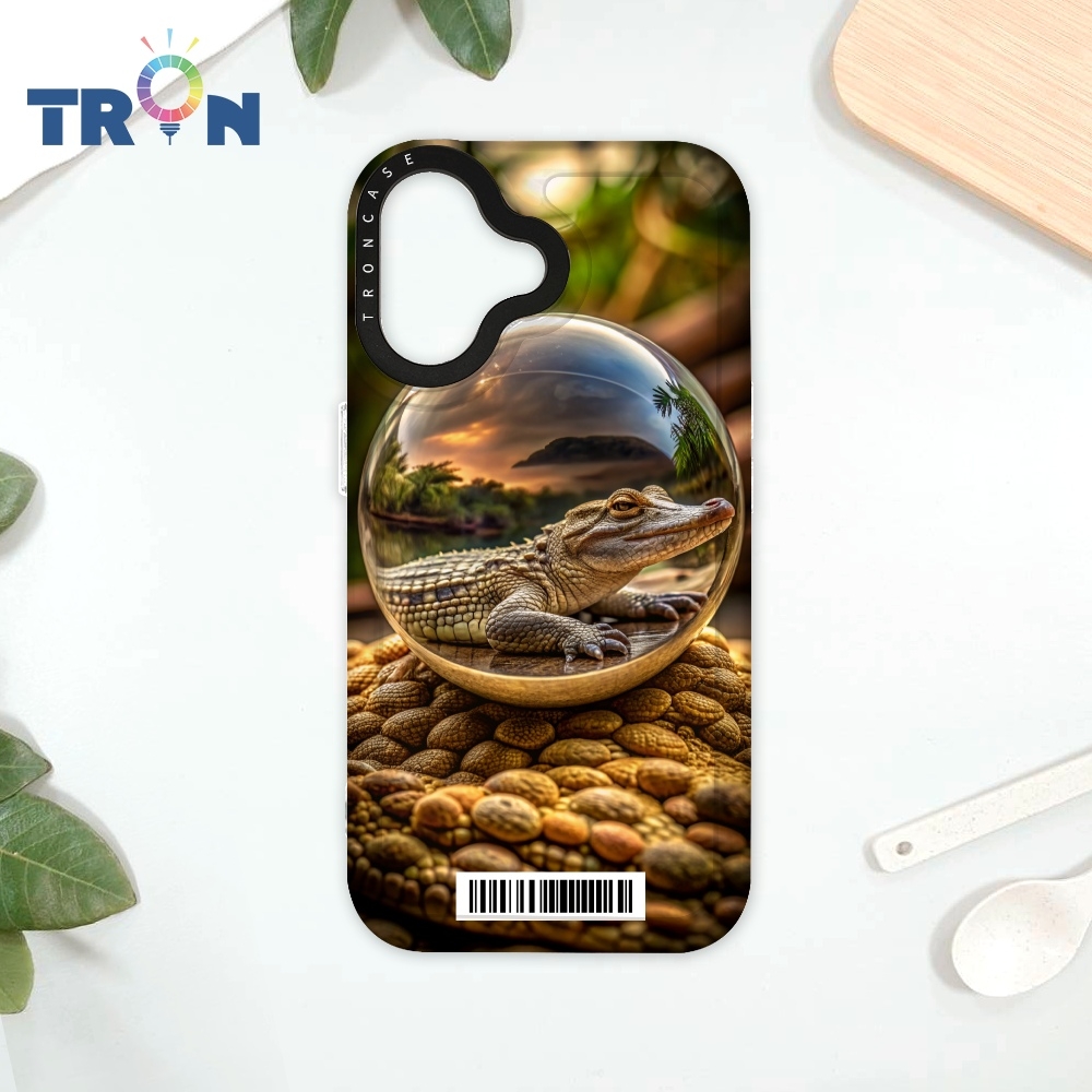 TRON iPhone 16 水晶球裡的動物們2 防摔太空載具殼 透白 軟硬 手機殼