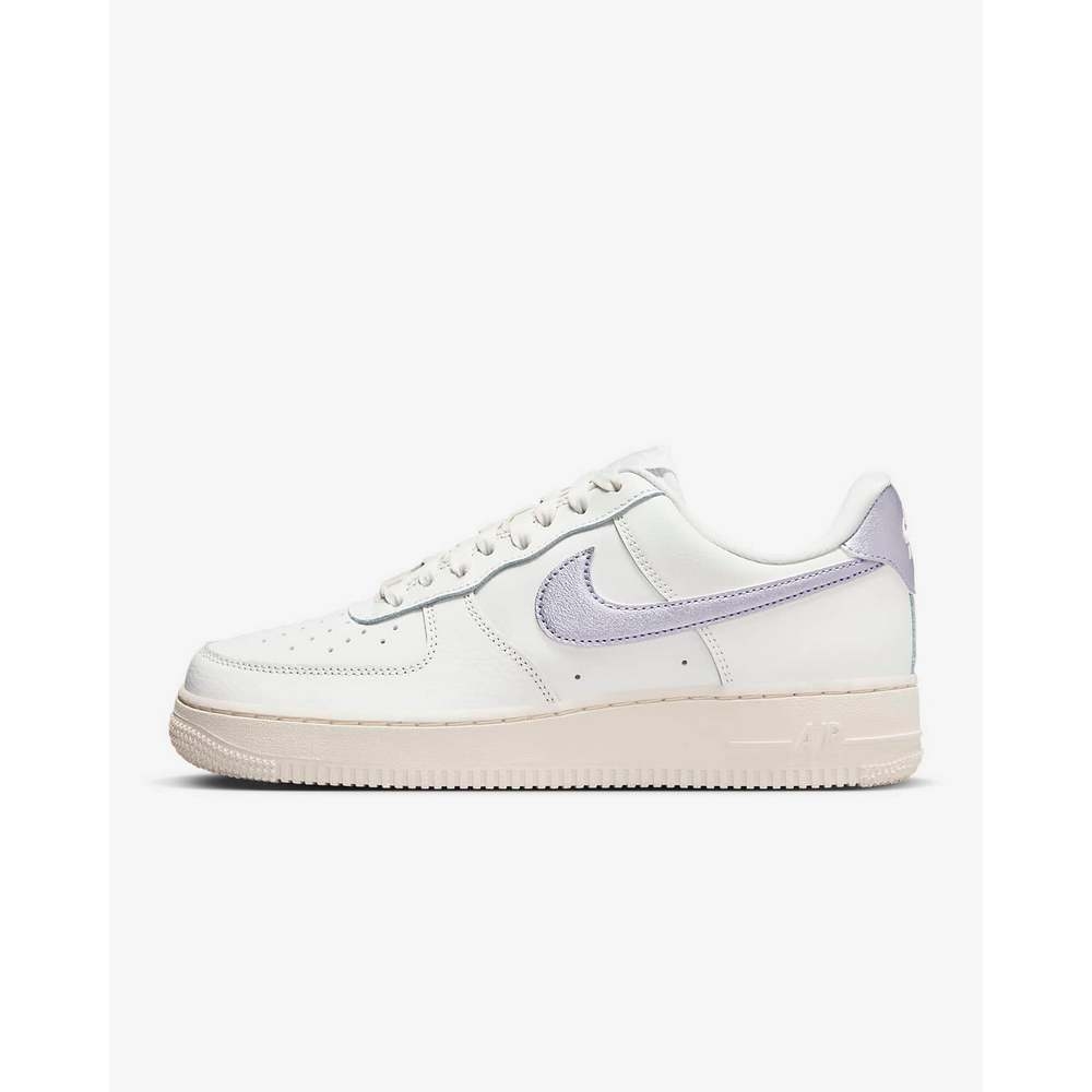 NIKE WMNS AIR FORCE 1 07 ESS 女休閒運動鞋-白紫-DV7470100