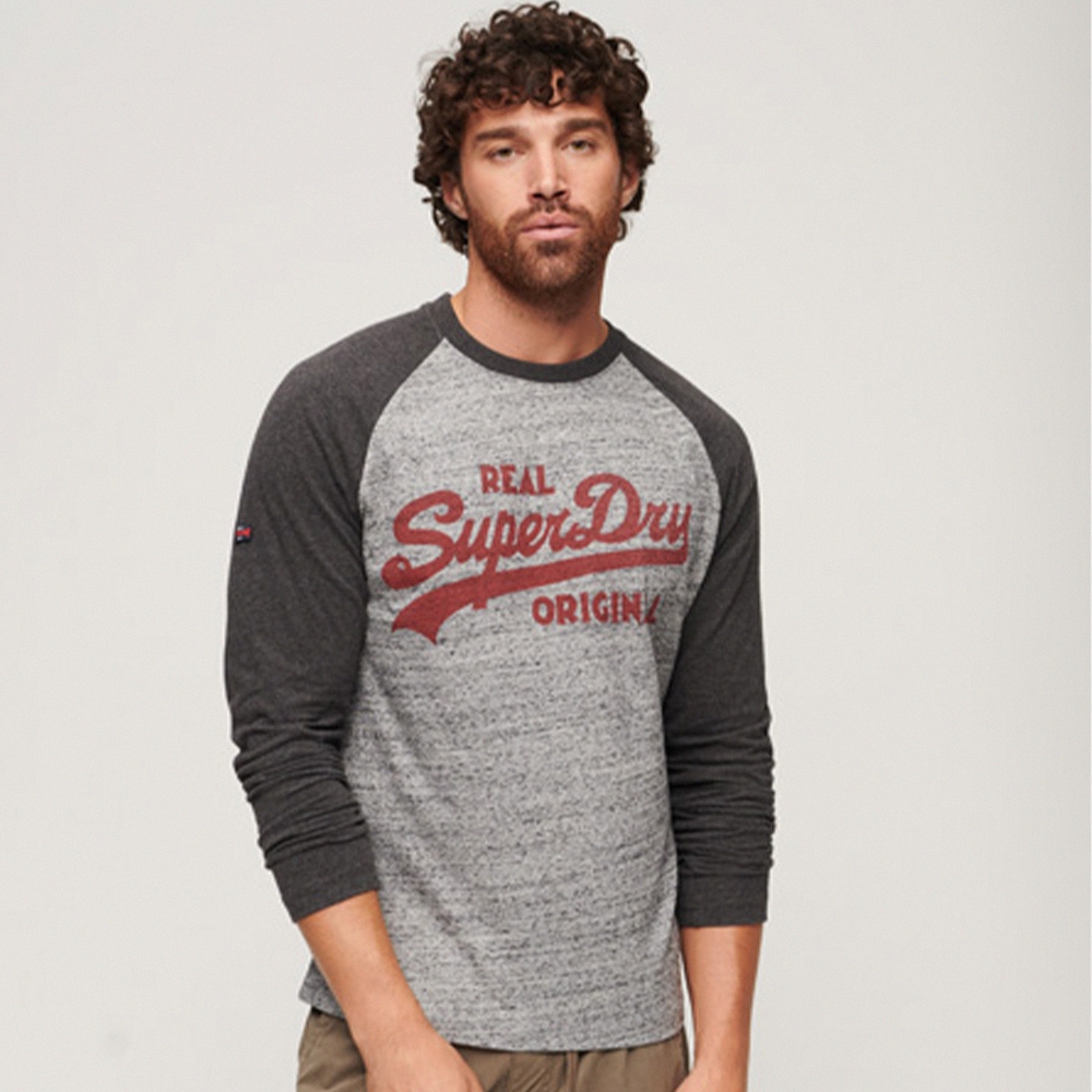 SUPERDRY 男裝 大學T 長袖上衣 Athletic VL Raglan 砂礫灰