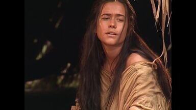 Episódio de 09/02/2000 - Uma índia guaianá avisa Guilherme que Afonso partiu da sua aldeia. Os índios põem fogo nas plantações de Dom Braz. Beatriz mata o pajé para salvar Isabel e elas ficam quites.