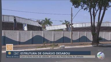 Esporte: parte do teto dos ginásios do Praia desaba após chuva em Uberlândia - Veja quais setores do clube foram afetados. Não houve vítimas