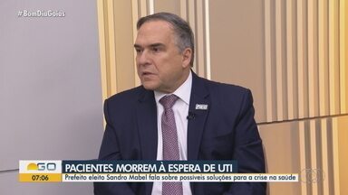 Três pessoas morrem esperando uma vaga na UTI dos hospitais municipais e estaduais - A TV Anhanguera vem acompanhando a calamidade no sistema de saúde na capital.