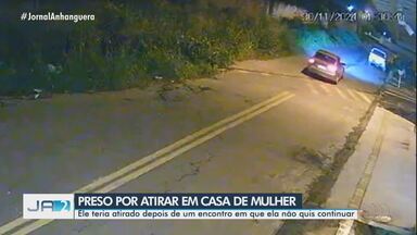 Homem atira em casa de mulher após ela se recusar a sair com ele, denuncia vítima - Vídeo mostra o suspeito fazendo os disparos na rua, em Aparecida de Goiânia.