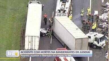 Vítimas de acidente que deixou mortos na Rodovia dos Bandeirantes continuam internadas - As vítimas que sobreviveram ao acidente que deixou quatro mortos na Rodovia dos Bandeirantes, em Jundiaí (SP), continuam internadas nesta sexta-feira (6).