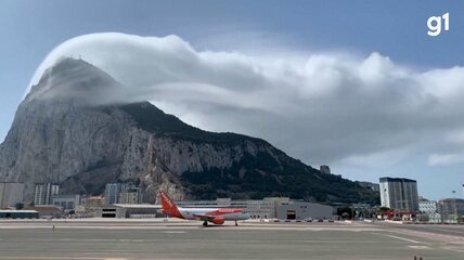 Timelapse mostra a formação de nuvens orográficas sobre o Rochedo de Gibraltar