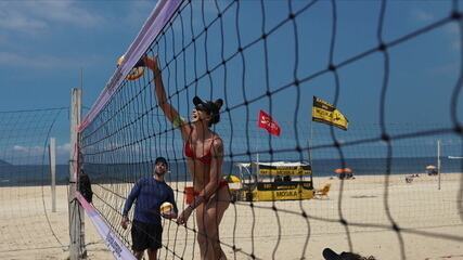 Campeãs da areia no EE: desafio reúne duplas do vôlei de praia em Copacabana