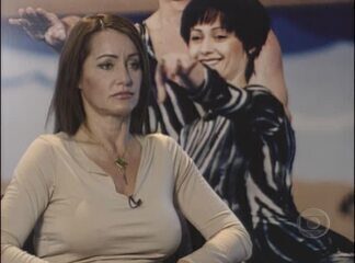  Entrevista com Nádia Comaneci. 'Esporte Espetacular', 07/12/2003.