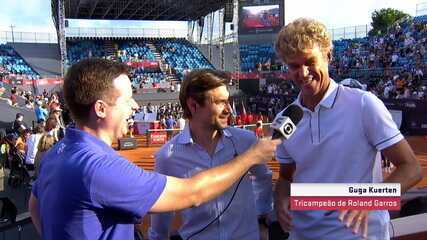 "De alguma forma eu estou envolvido na conquista", brinca Guga Kuerten sobre nome da quadra em que Rafa Matos foi campeão do Rio Open