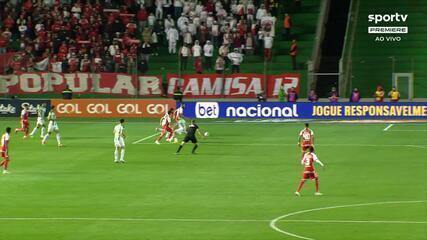 Reveja o gol de Gabriel Carvalho na vitória do Inter sobre o Juventude