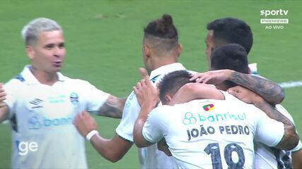 Aos 18 min do 1º tempo - gol de Martin Braithwaite para o Grêmio contra o Cruzeiro