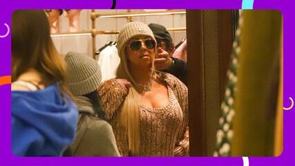 Mariah Carey posa com look ousado de R$ 112 mil