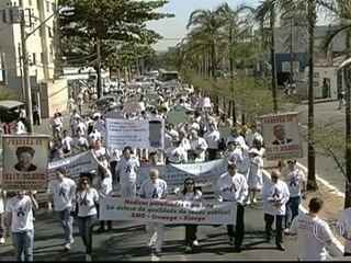 Médicos fazem protesto em várias capitais do país