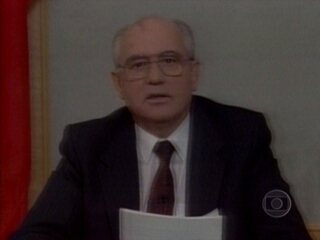 Cid Moreira anuncia a renúncia do então líder soviético, Mikhail Gorbachev, Jornal Nacional, 25/12/1991.