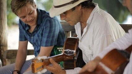 Michel Teló encontra Almir Sater em 'Bem Sertanejo'. 'Fantástico', 17/08/2014