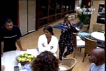 Tina e suas panelas no BBB2