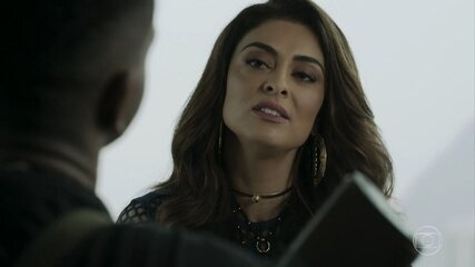 Depois de Rubinho (Emilio Dantas) assumir o comando do crime no morro, a Bibi (Juliana Paes) começa a dar ordens na comunidade. Jeiza (Paolla Oliveira) desconfia do envolvimento de Rubinho e Bibi na prisão de Zeca (Marco Pigossi).