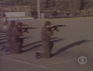 Reportagem de Silio Boccanera com imagens de Luis Demétrio Furkin sobre o temor da Jordânia quanto a haver uma guerra entre o país e Israel. Fantástico, 13/01/1991.