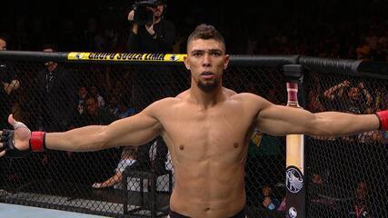 Johnny Walker venceu Justin Ledet por nocaute técnico no UFC Fortaleza