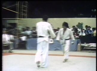 Retrospectiva dos Jogos Pan-Americanos de Porto Rico: judocas brasileiros Luis Shinohara e Oswaldo Simões. Boletim do Pan-Americano, 15/07/1979.