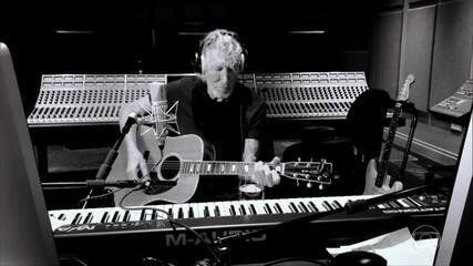 Roger Waters lança filme que conta a turnê "Us + Them”