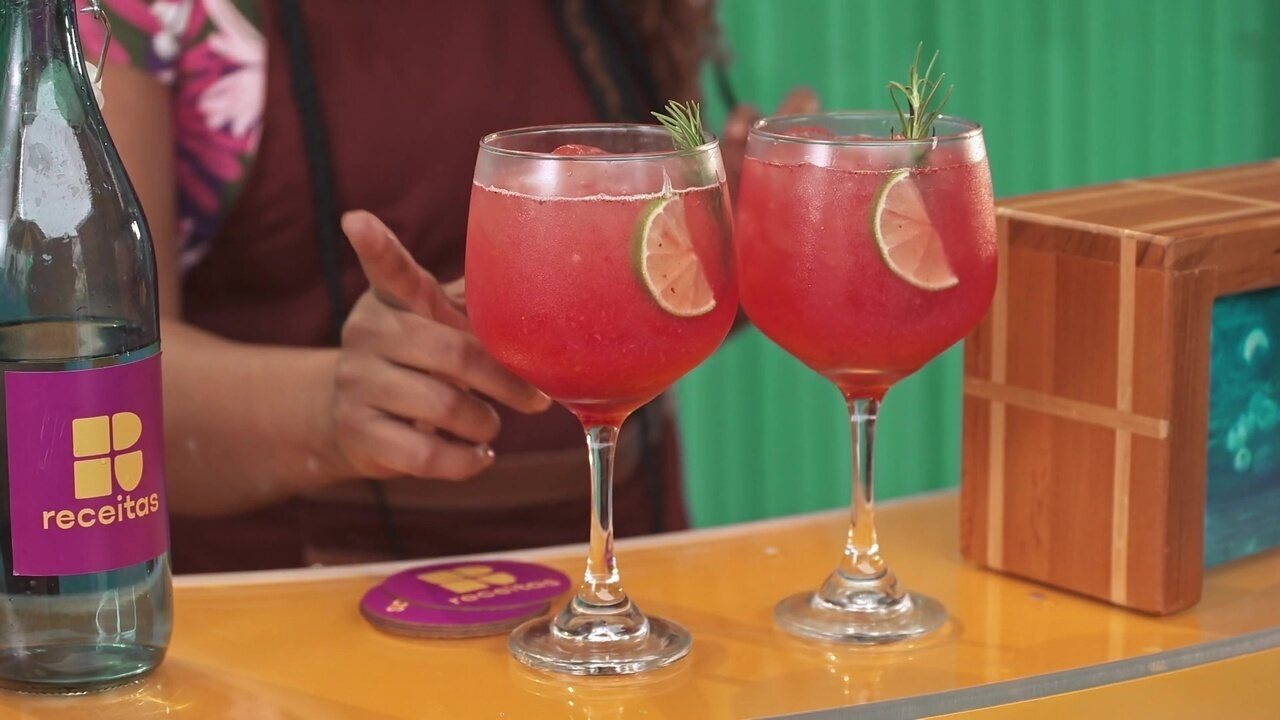 Red dress: gin tônica saborizada com frutas vermelhas