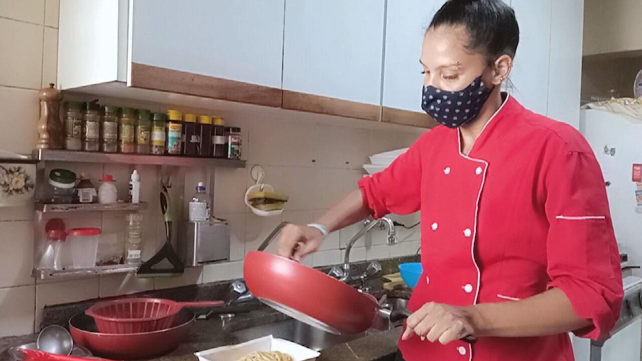 Microfranquia de comida artesanal reúne cozinheiros para trabalhar em casa