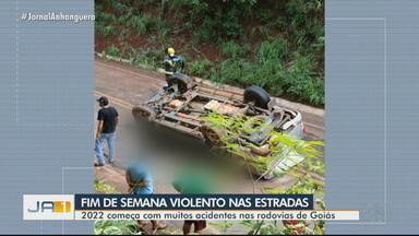 Fim de semana é marcado por vários acidentes de trânsito em Goiás - Em um dos casos, uma motociclista morreu após ser atingida por um carro, em Jataí.