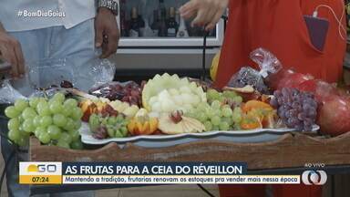 Frutarias renovam estoques para vender mais durante o fim de ano - Procura por frutas tradicionais da época aumenta em Rio Verde.