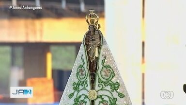 Rainha do círio de Nazaré está em Goiás - Imagem de Nossa Senhora de Nazaré foi levada em carreata até Trindade.