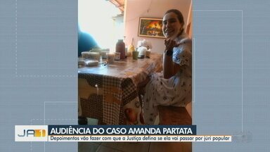 Justiça ouve testemunhas e pessoas envolvidas na investigação do caso Amanda Partata - Depoimentos e provas vão decidir se a acusada de envenenar o ex-sogro, Leonardo Alves, e a mãe dele, irá passar por júri popular.