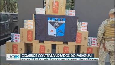 Mais de 110 mil cigarros contrabandeados do Paraguai são apreendidos em Rio Verde - Mais de 110 mil unidades foram apreendidas em galpão em Rio Verde.