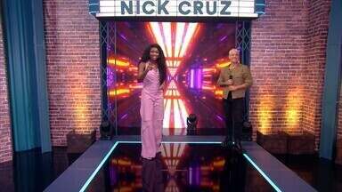 Nick Cruz - Kenya Sade recebe o eliminado da semana, Nick Cruz.