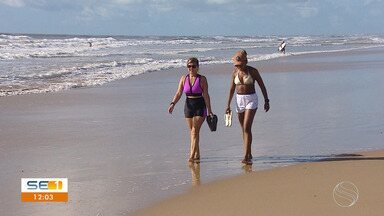 Chegada do verão atrai turistas para Sergipe - Chegada do verão atrai turistas para Sergipe