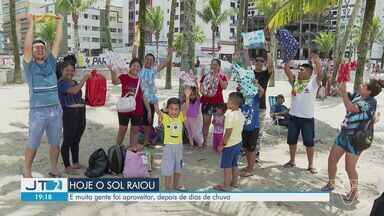 Depois de dias de chuva, Papai Noel traz sol durante o feriado de Natal - Turistas e banhistas tiveram o pedido atendido e curtiram o dia ensolarado nas praias da região.